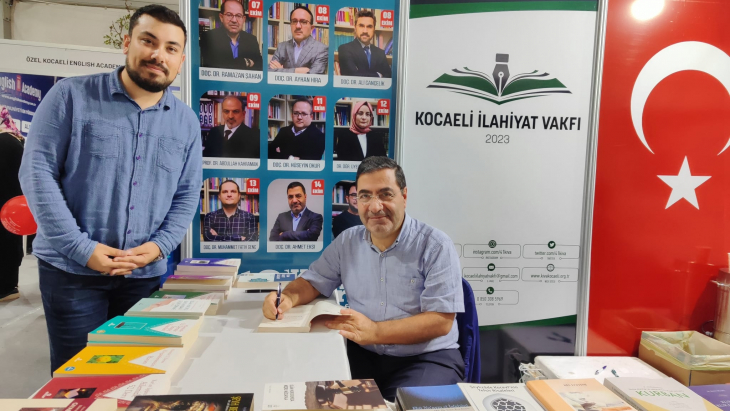 13.KOCAELİ KİTAP FUARININ SEKİZİNCİ GÜNÜNDE İMZA GÜNÜ VE ZİYARETLER